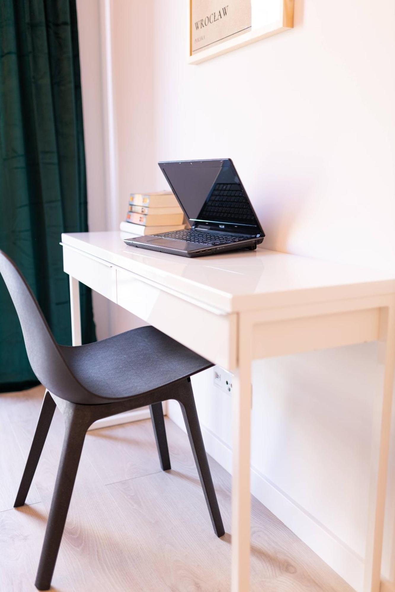 Apartamenty Niedaleko Dworca Od Wroclawapartament-Pl Luaran gambar